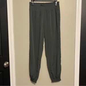 Aerie Flowy Gray Pants | Size Small